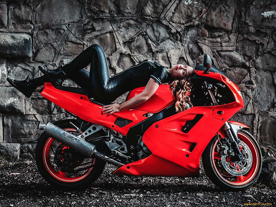 Beautiful girl Beautiful girls and motorcycles in Jaboatan dos Guararapis