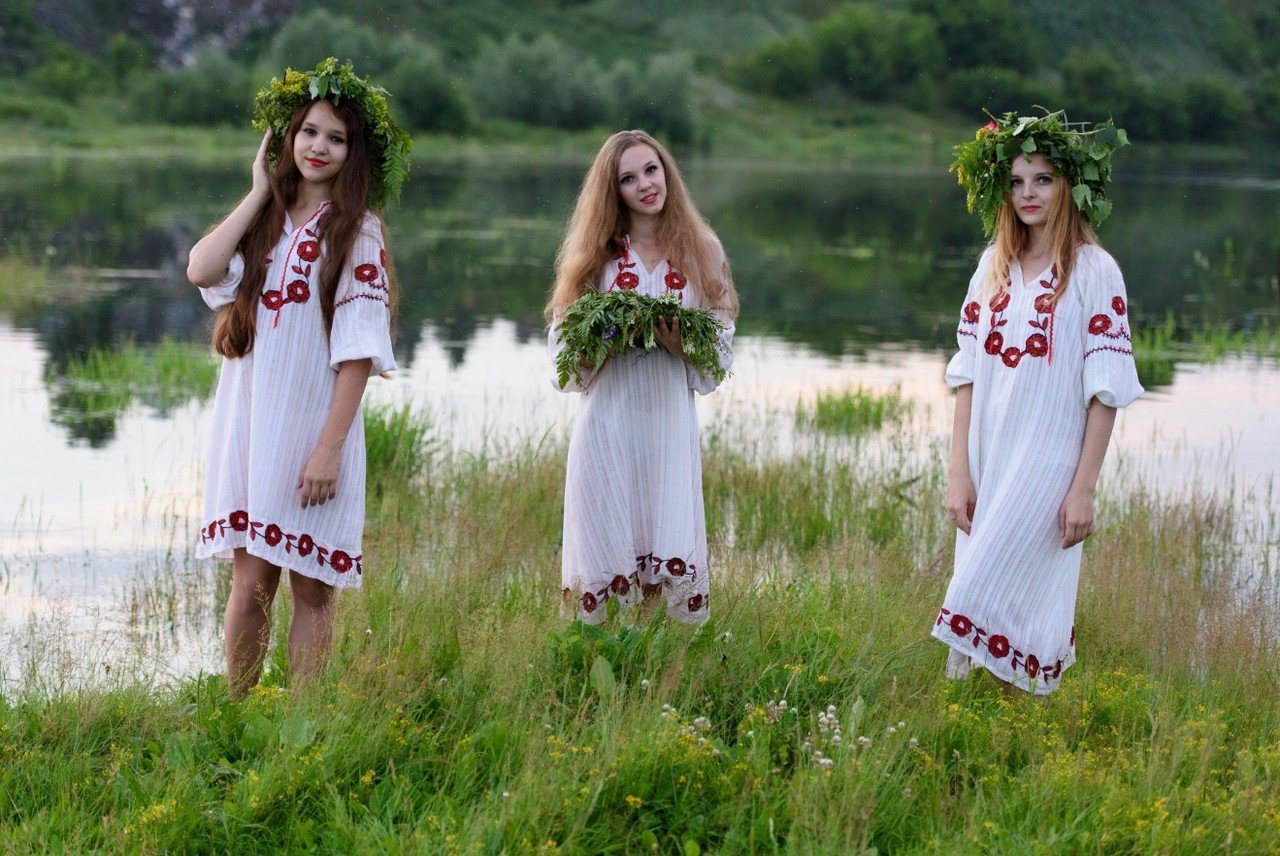 Slavic women in Jaboatan dos Guararapis