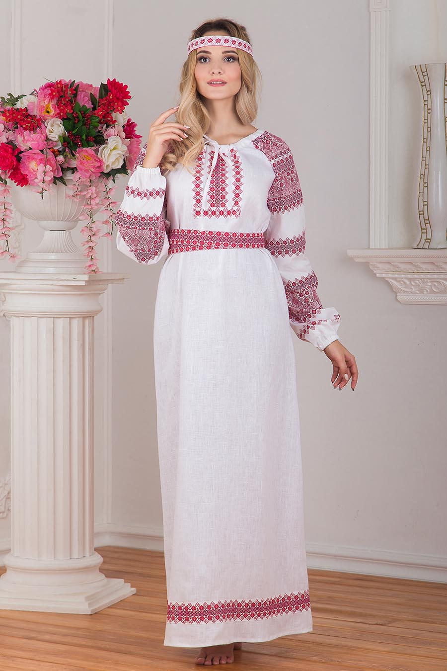 Women in Slavic costumes in Jaboatan dos Guararapis