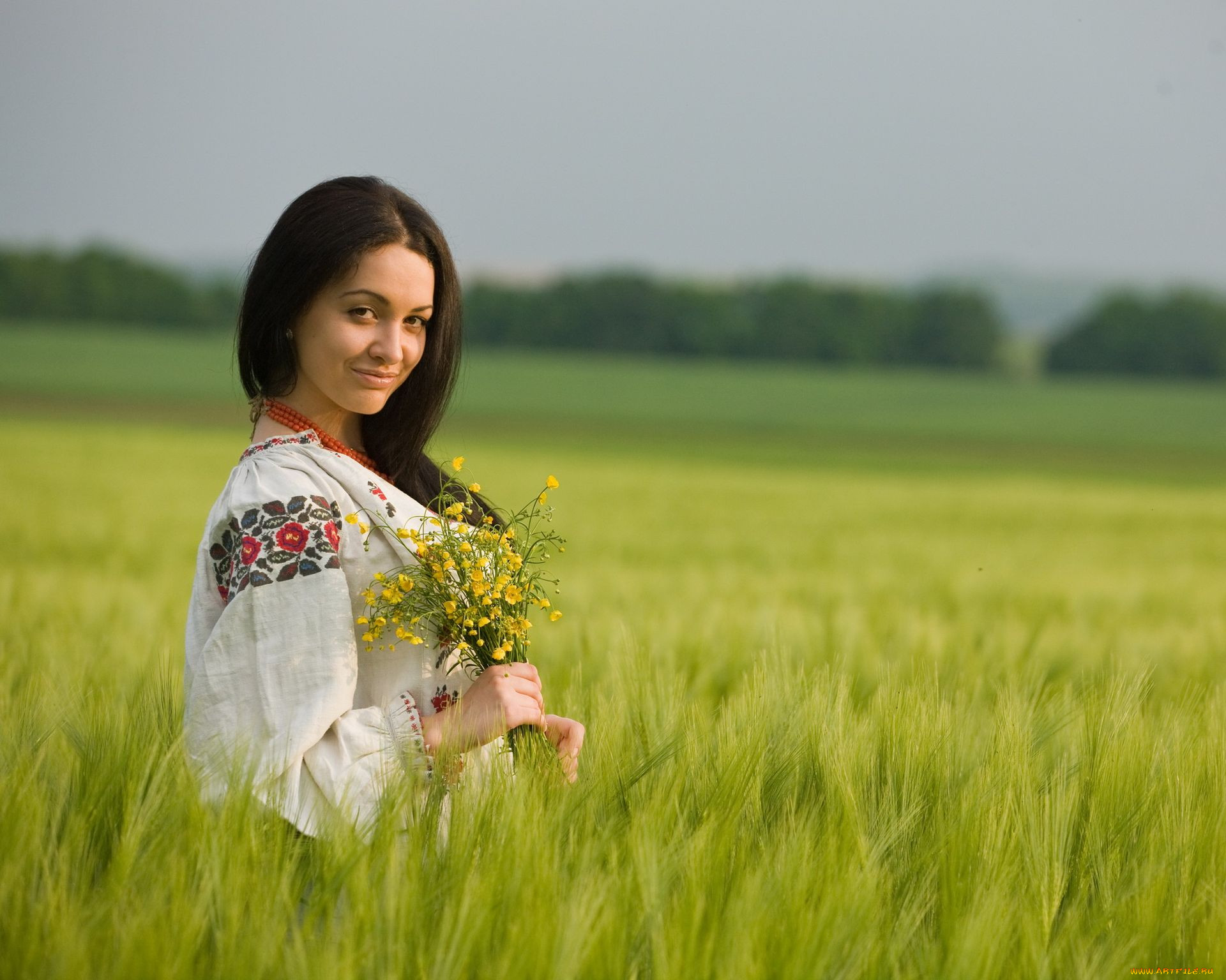 Women in Slavic costumes in Jaboatan dos Guararapis
